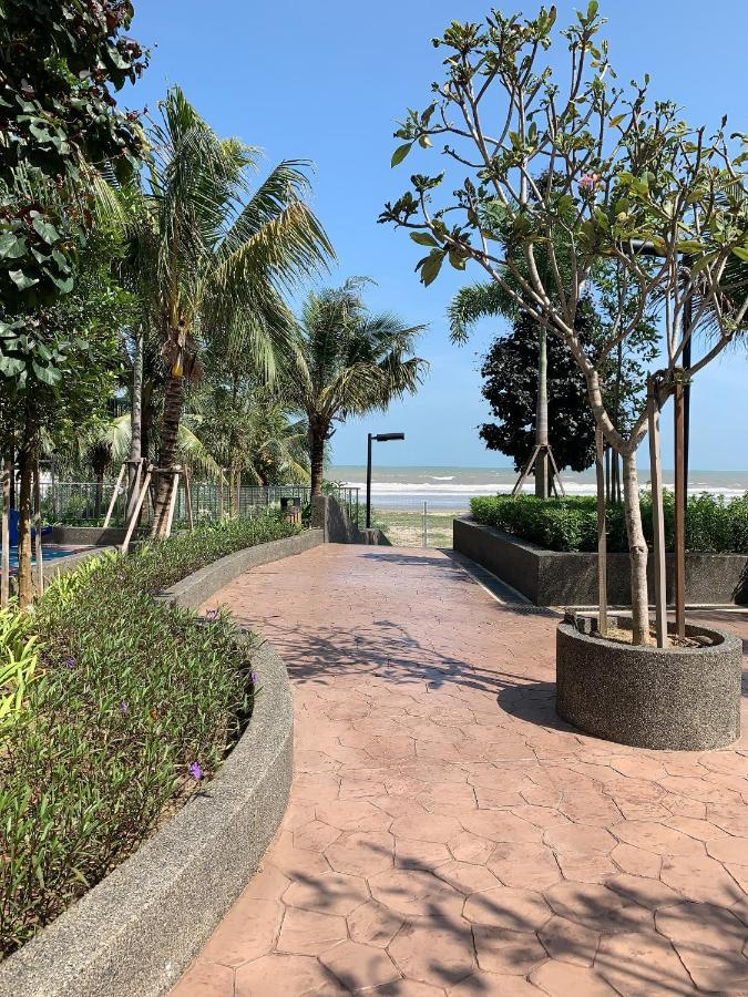 Timur Bay Groundfloor Pool & Seaview Kuantan Exterior photo