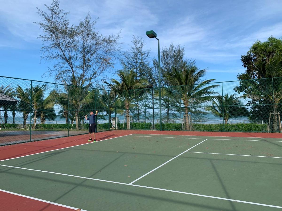 Timur Bay Groundfloor Pool & Seaview Kuantan Exterior photo